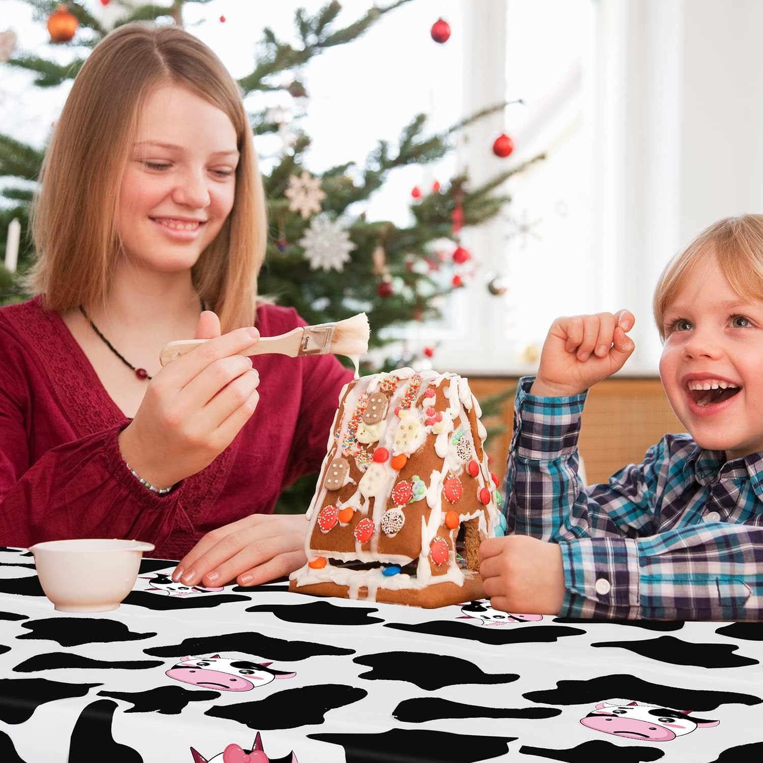 Inspireyee Cow Print Plastic Tablecloth Pack of 4 86x51 Inches