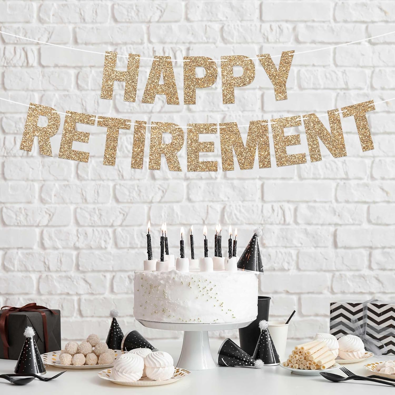 Pre-Strung Happy Retirement Banner with Gold Glitter