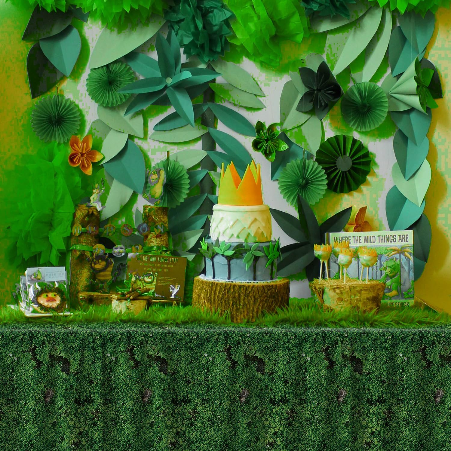 4 Pcs Green Moss Plastic Tablecloth Set