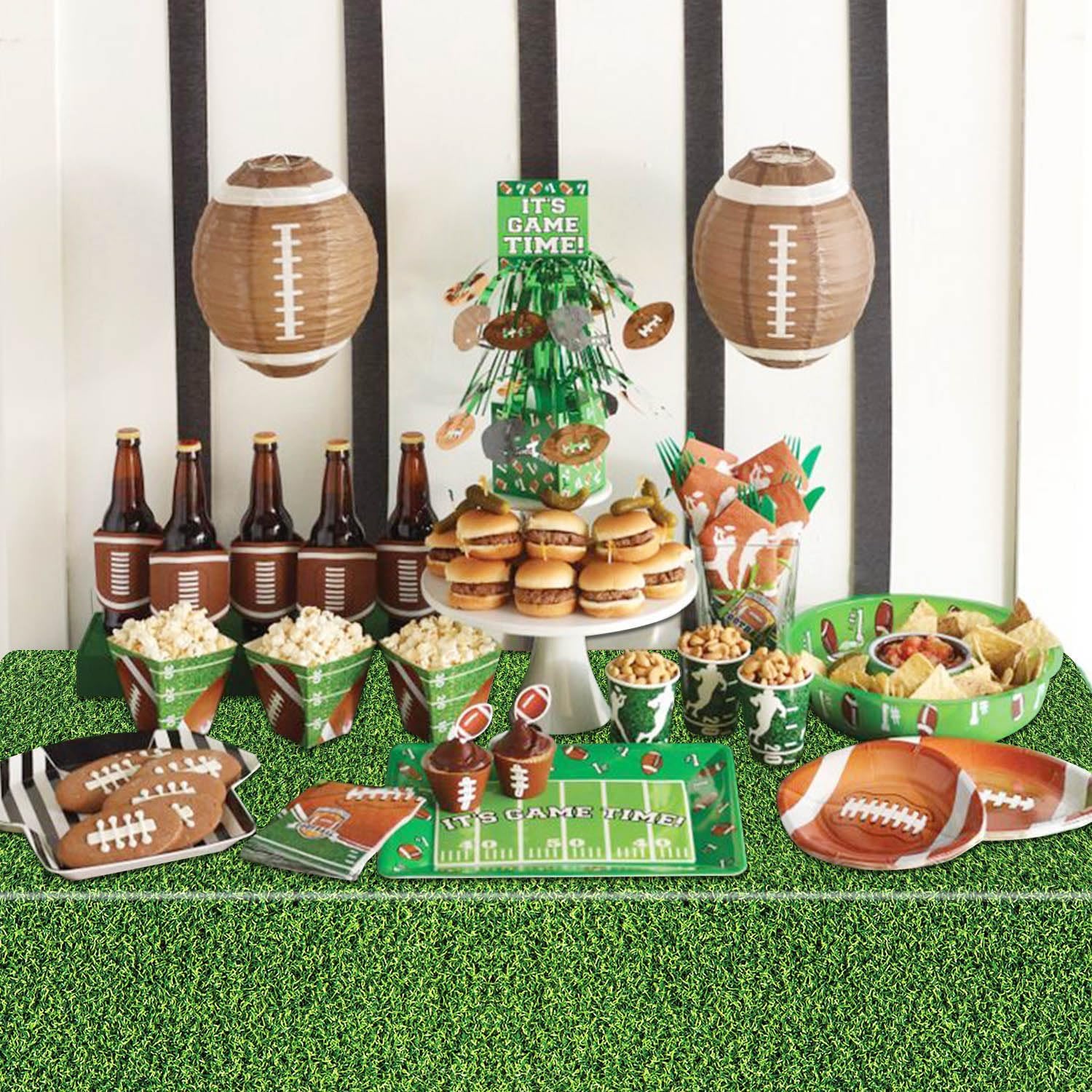 4Pcs Green Grass Tablecloths for Sports Parties